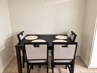 Bob’s Brookline 6-Piece Counter Height Dining Set – Excellent Condition
