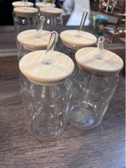 Set of 4 glass tumblers