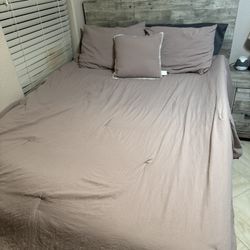 Full Size Comforter 