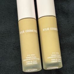 Kylie cosmetics foundation 20 each new