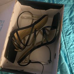 Fashion nova Womens High Heels 9 NEW