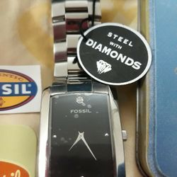 New With Tags High Quality Brand Fossil Watch For Men With Diamond Stone And All It's Original Papers $100 Pickup only At Country Club And Grant 