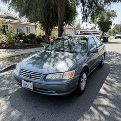 2000 Toyota Camry