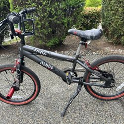 Kids Bike for sale: Kent 18 In. Abyss Boy's Freestyle BMX Bike, Charcoal Gray