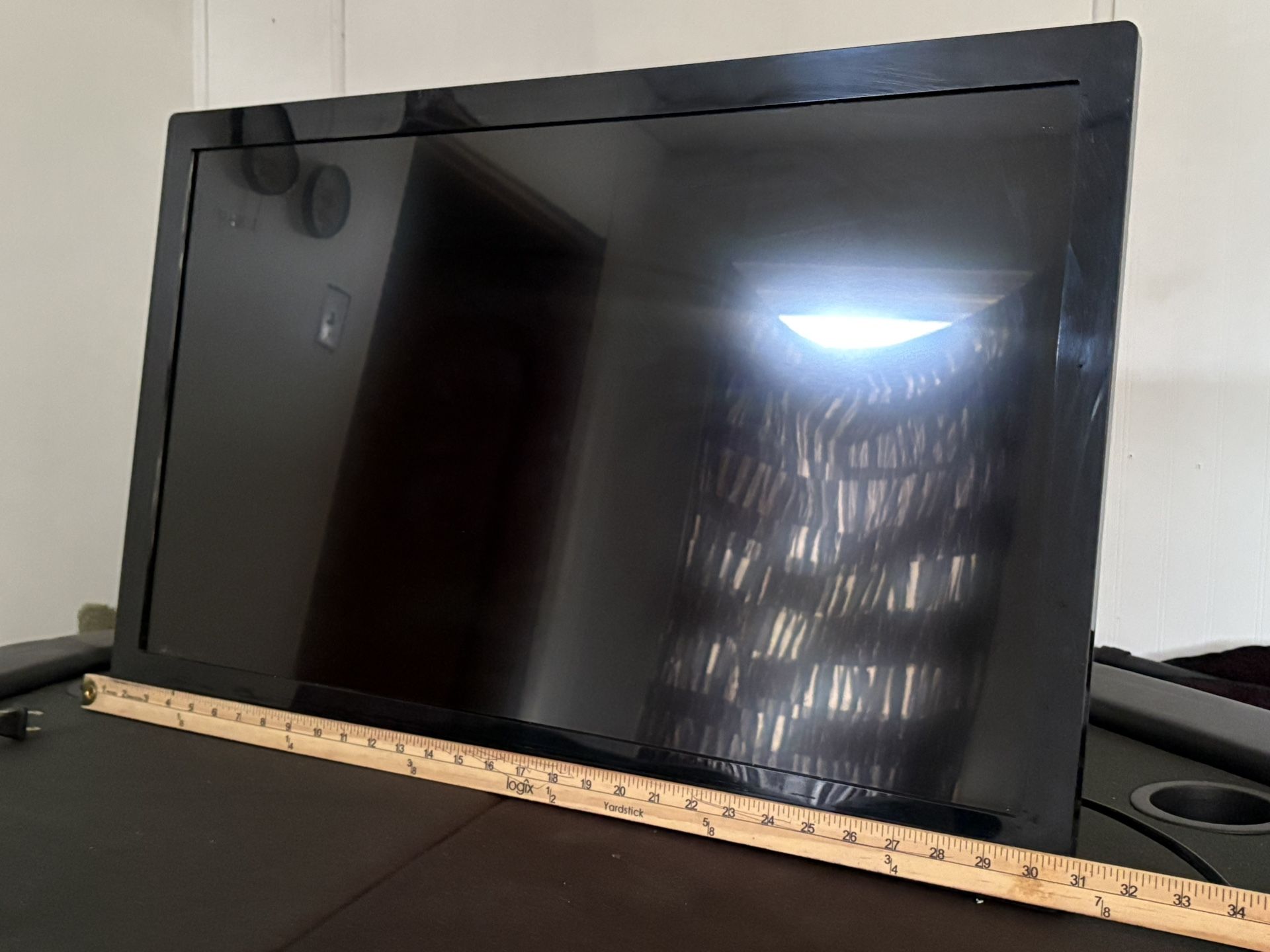 Emerson Flat Screen