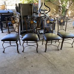 4 Dining Chairs