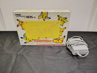 SELLING/TRADING "New" Nintendo 3DS XL Pikachu Yellow Edition