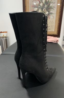 Fashion Nova black pointed toe heels