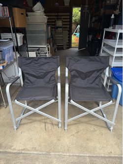 Pair of Folding Director’s Chairs – Lightweight Aluminum & Black Canvas
