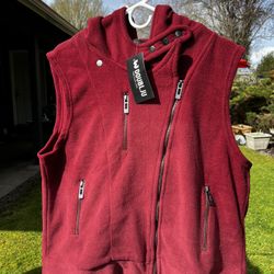 fleece vest NWT