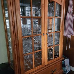 Dining Room Hutch And Dining Table