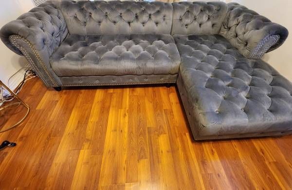 Luxury Grey Velvet Sectional Couch - MUST PICK UP TODAY in ONTARIO - $200 (ONTARIO, CA)