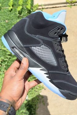 Grade School 6.5 Retro Jordan 5 Black Caronlina