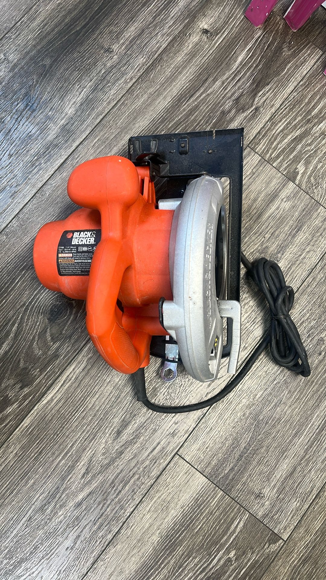 Saw black And decker