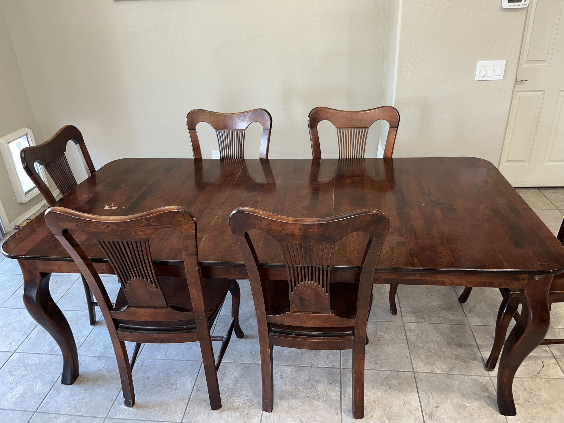 KITCHEN TABLE