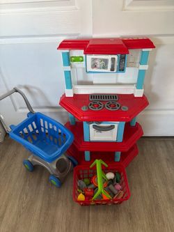 Small play Kitchen $25