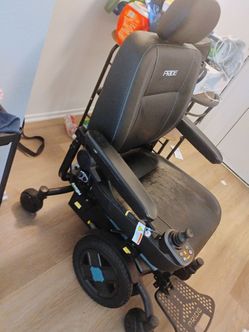 Power wheelchair