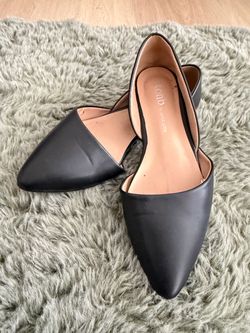 Black Pointed-Toe Flats