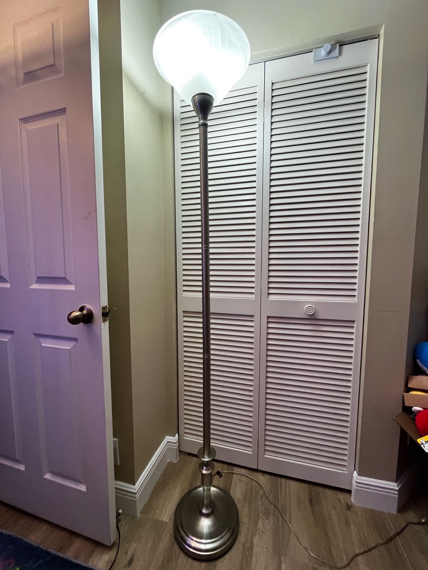 ✨ Brushed Nickel Torchiere Floor Lamp – Tall, Bright & Like New