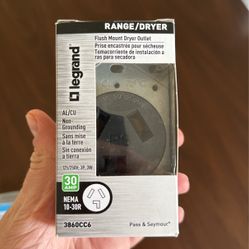 30 Amp NEMA 10-30R Flush Mount Dryer Outlet