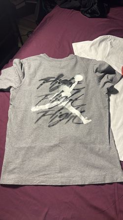 All medium men’s shirts, express brand Nike brand Air Jordan brand Kim’s digit