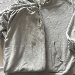Alo Sweatsuit