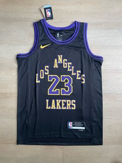 Los Angeles Laker LeBron James Jersey - Men’s Medium
