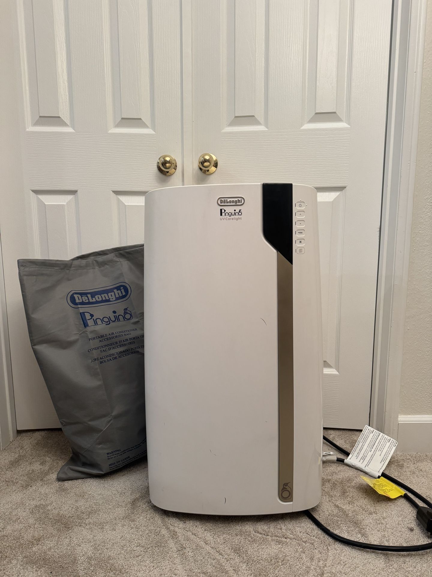 DeLonghi Pinguino UV Carelight Portable AC Unit