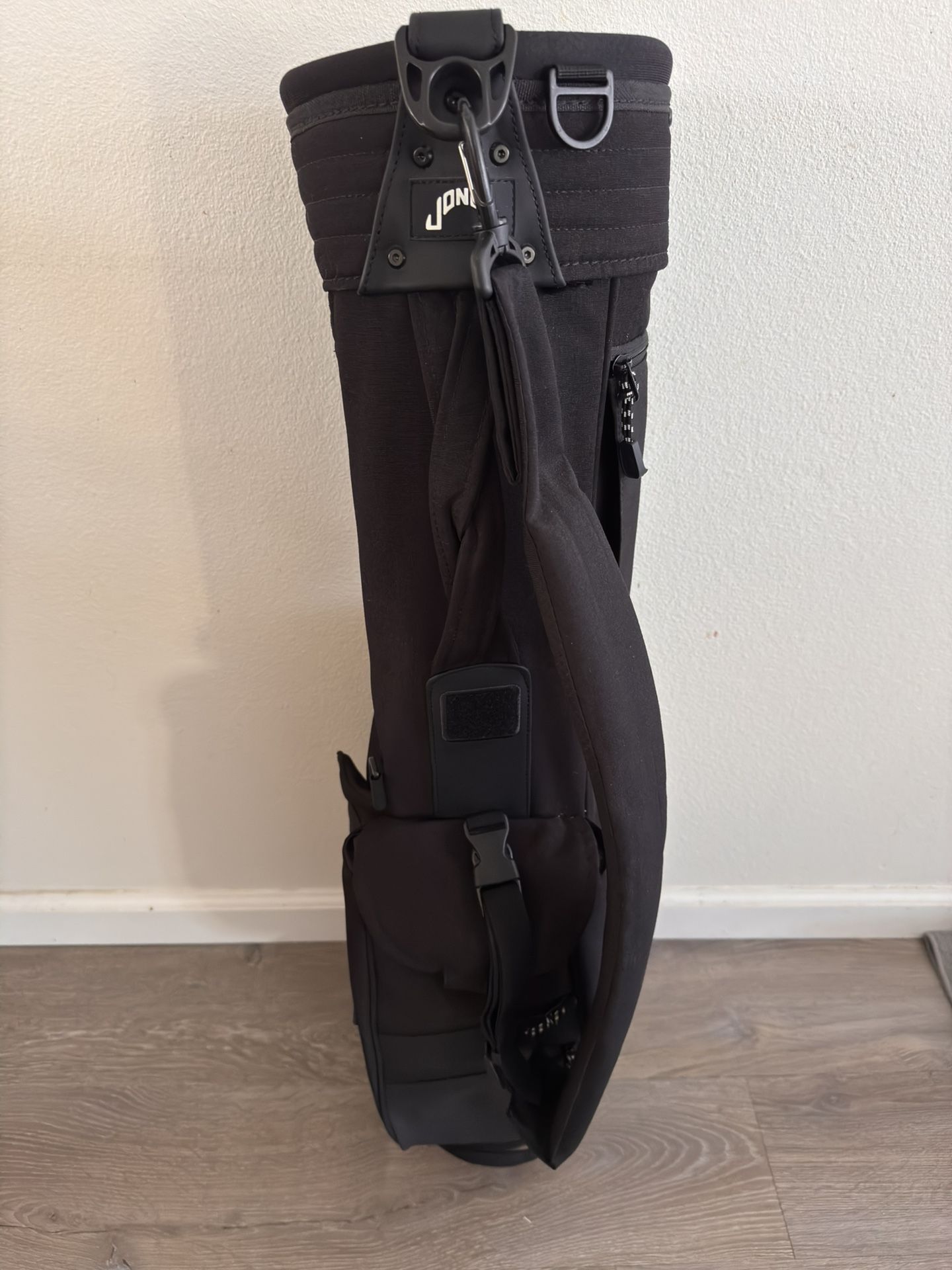 Jones Rover Carry Bag
