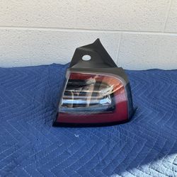 Tesla Model 3 Tail Light 2017-2023, Tesla Model 3 Tailight, Tesla Model Y Tail Light OEM Original Brake Light, passenger side, ORIGINAL 