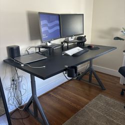 IKEA Desk and Free Desk Chair! 