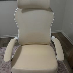 Stylish-Super Comfortable Desk Chair Almost New!