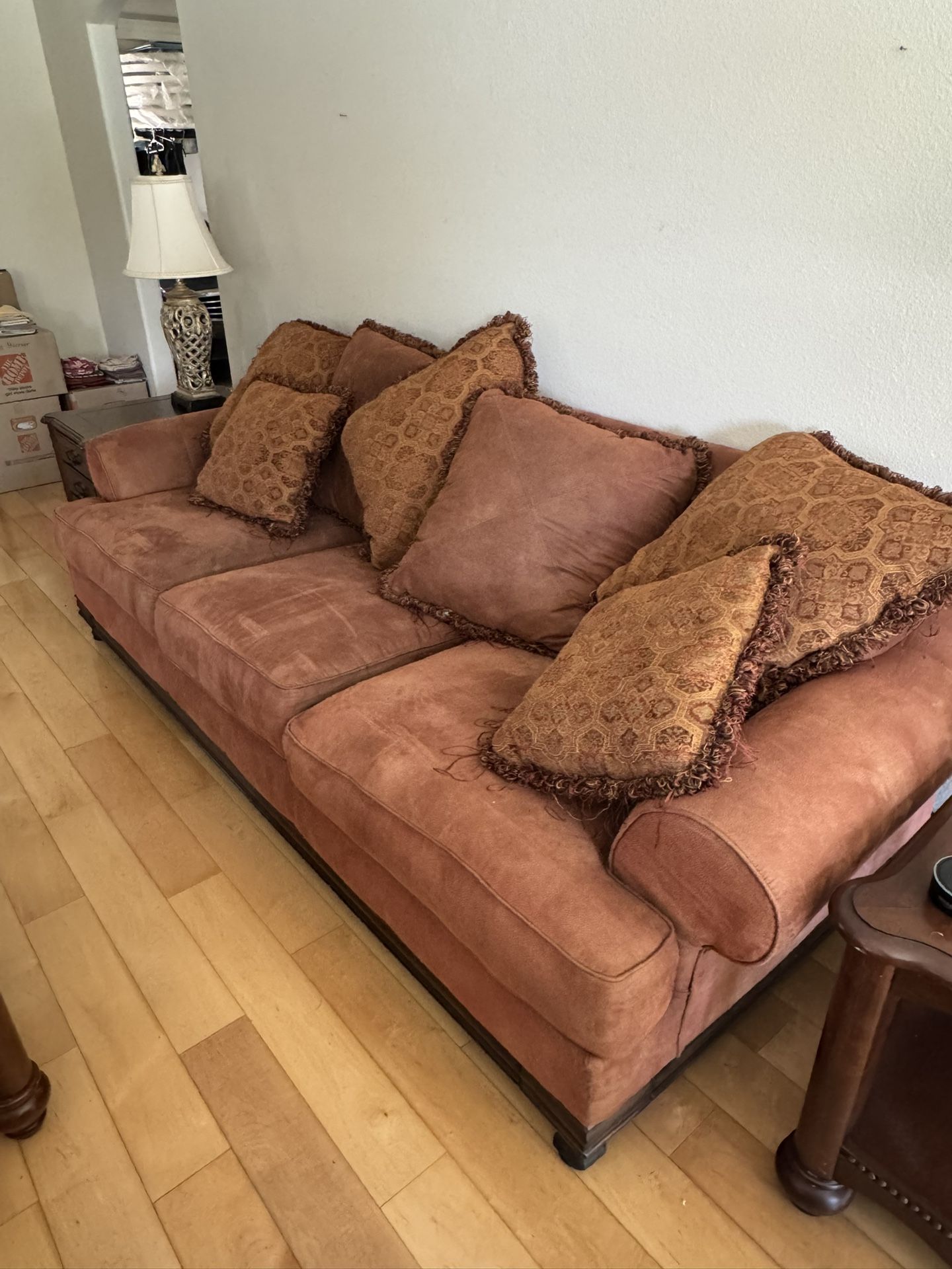 Free 8ft Sofa