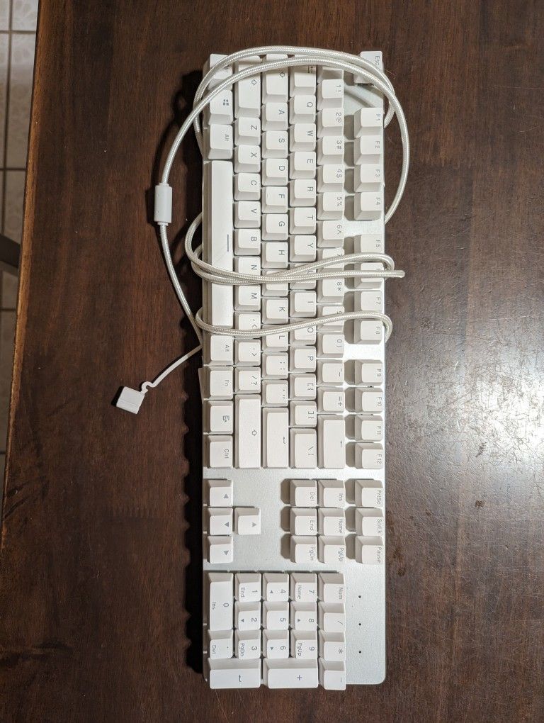 GMMK Wired Keyboard White