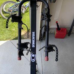 YAKIMA, 4 Tilting Hitch-Mounted Bike Rack 