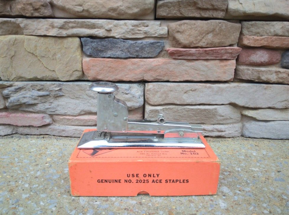 Vintage Ace Fastener 