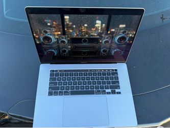 Apple 2019 MacBook Pro 💻 16-inch i9 32Gb/1TB ssd