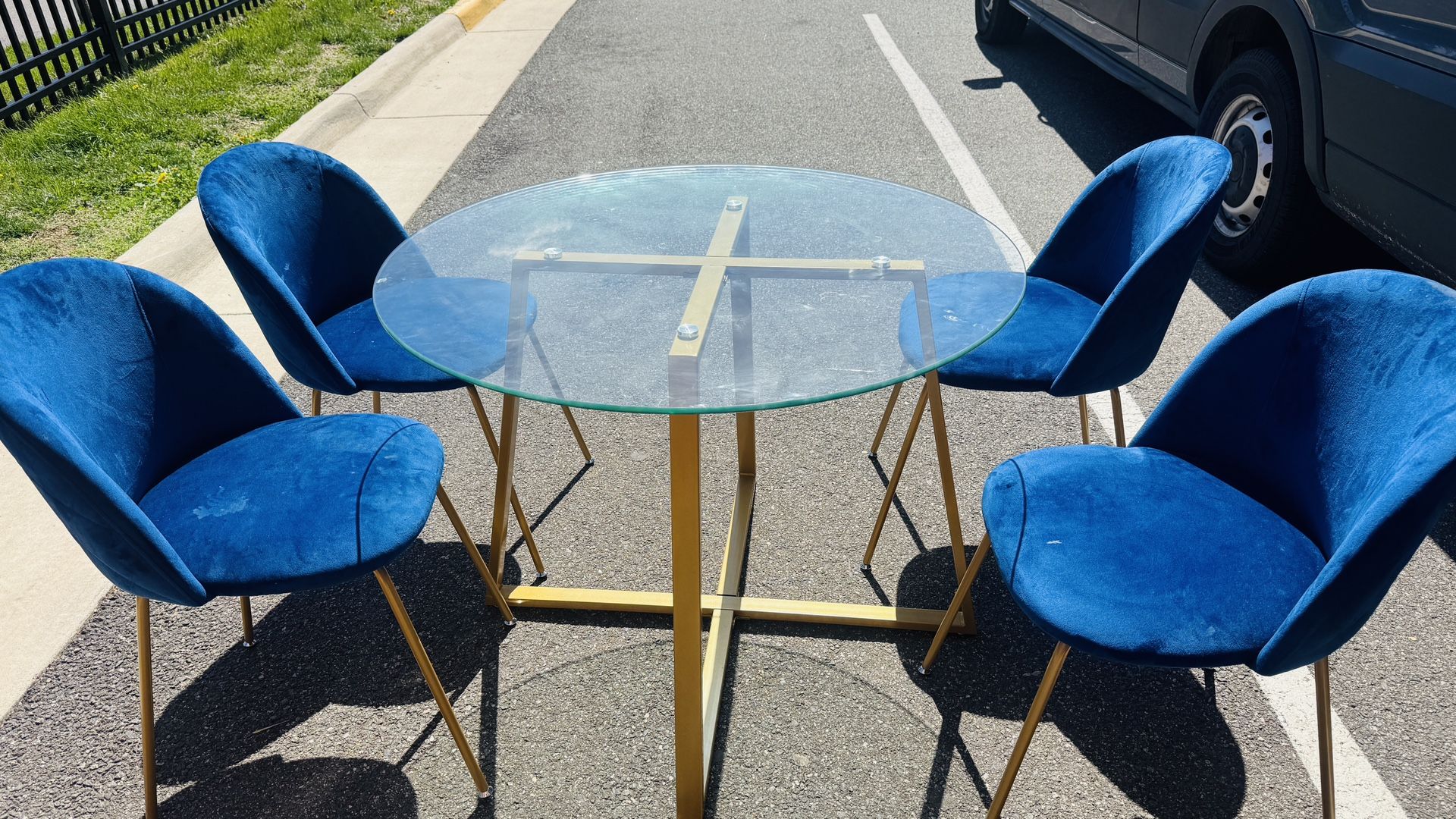 4-Seater Dining Set with Glass Top Table – Like New