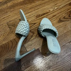 Cape Robbin Green Heels Size 10