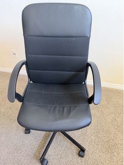 Desk chairs/office chairs