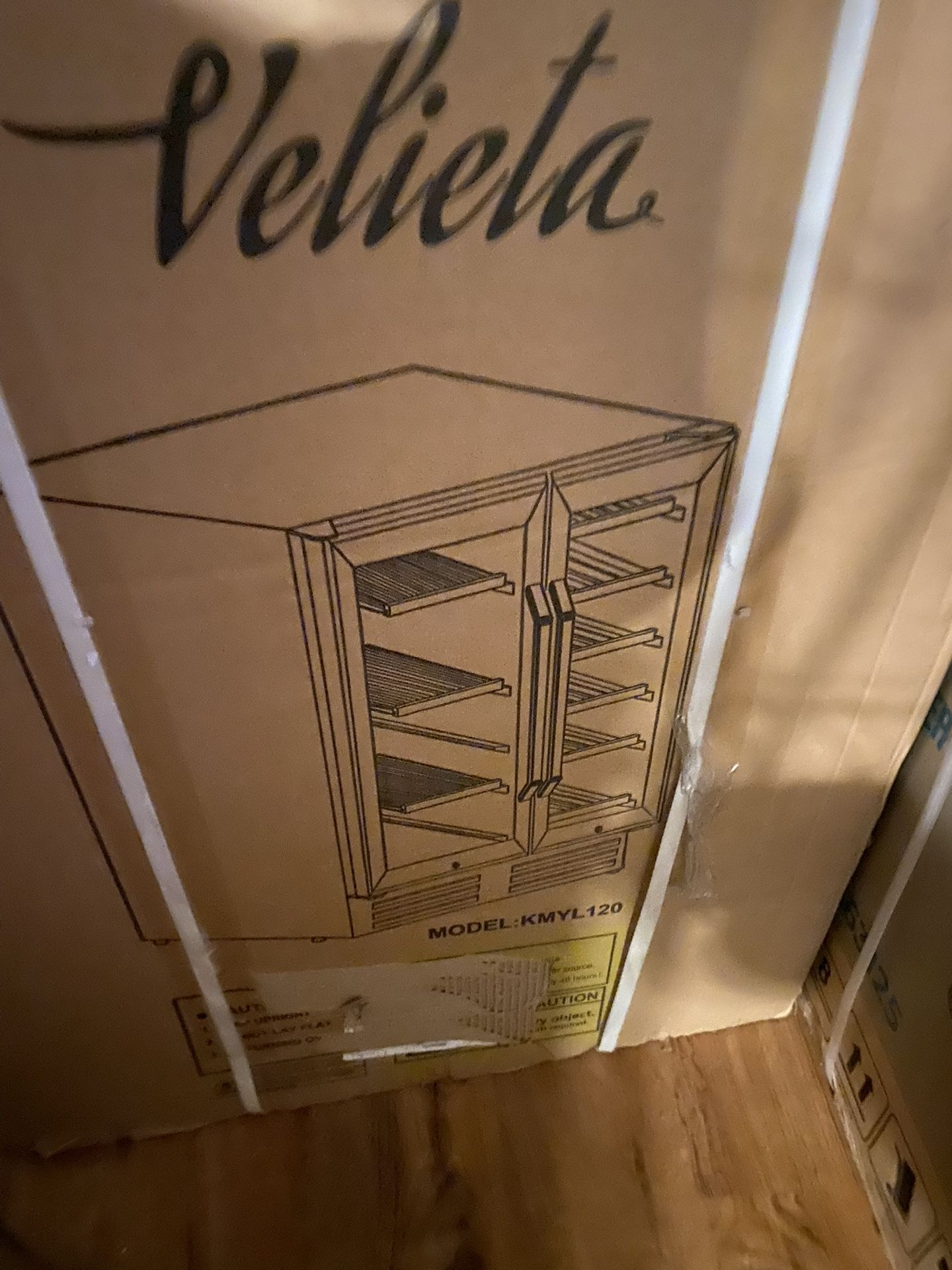 Wine Cooler / Refrigerator