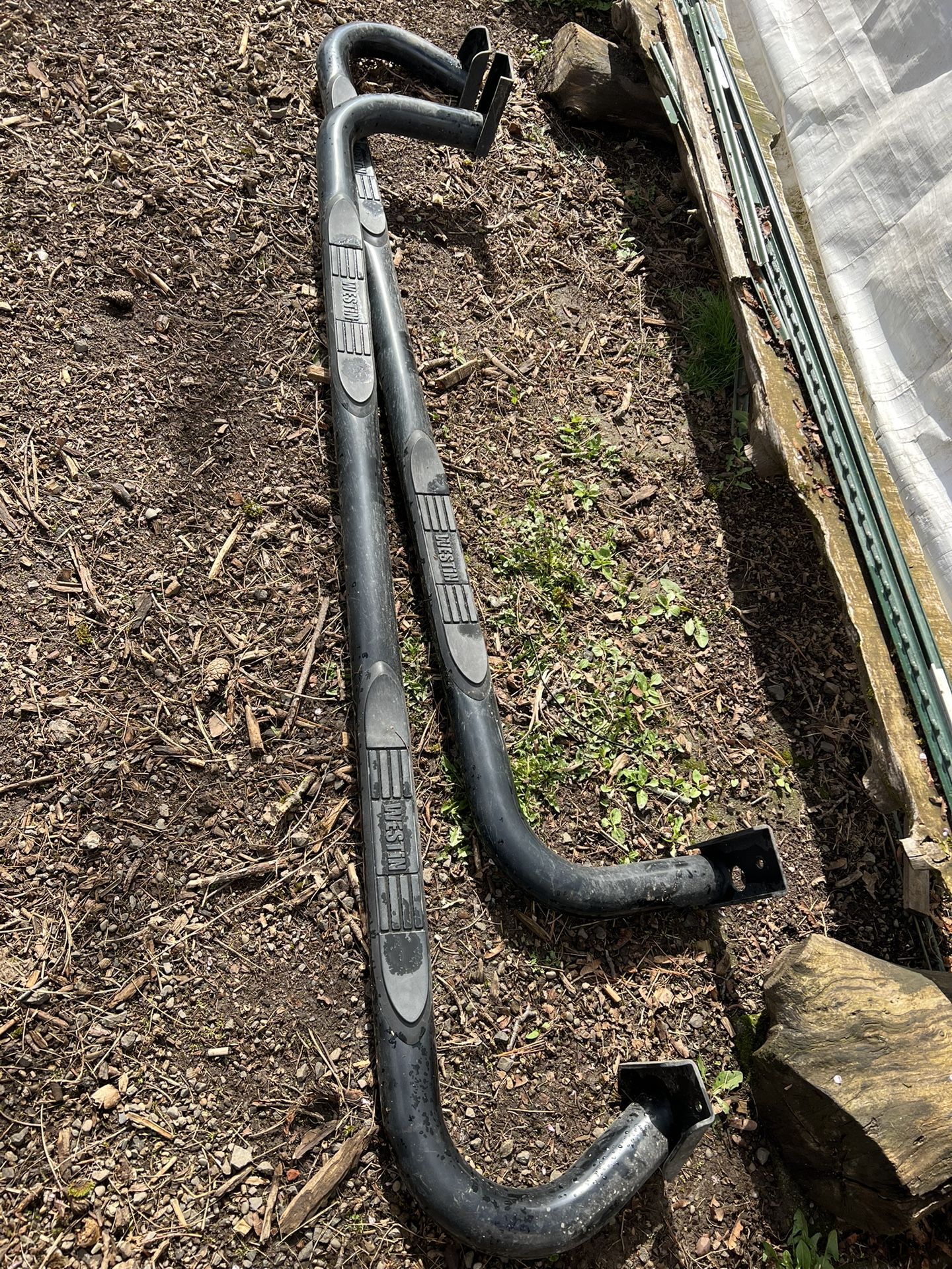 WESTIN E-SERIES 3" BLACK NERF BARS
