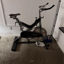 Star Trac Stationary Bike / Exercise Bike 
