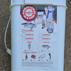 3M Compliance In A Can Safety Harness New Never Used