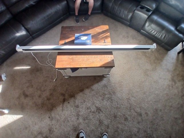 Automatic Projector Screen With Mini Projector