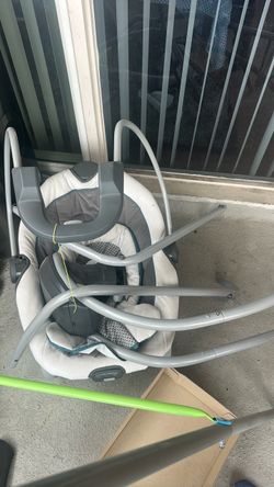 Kids electronic swing