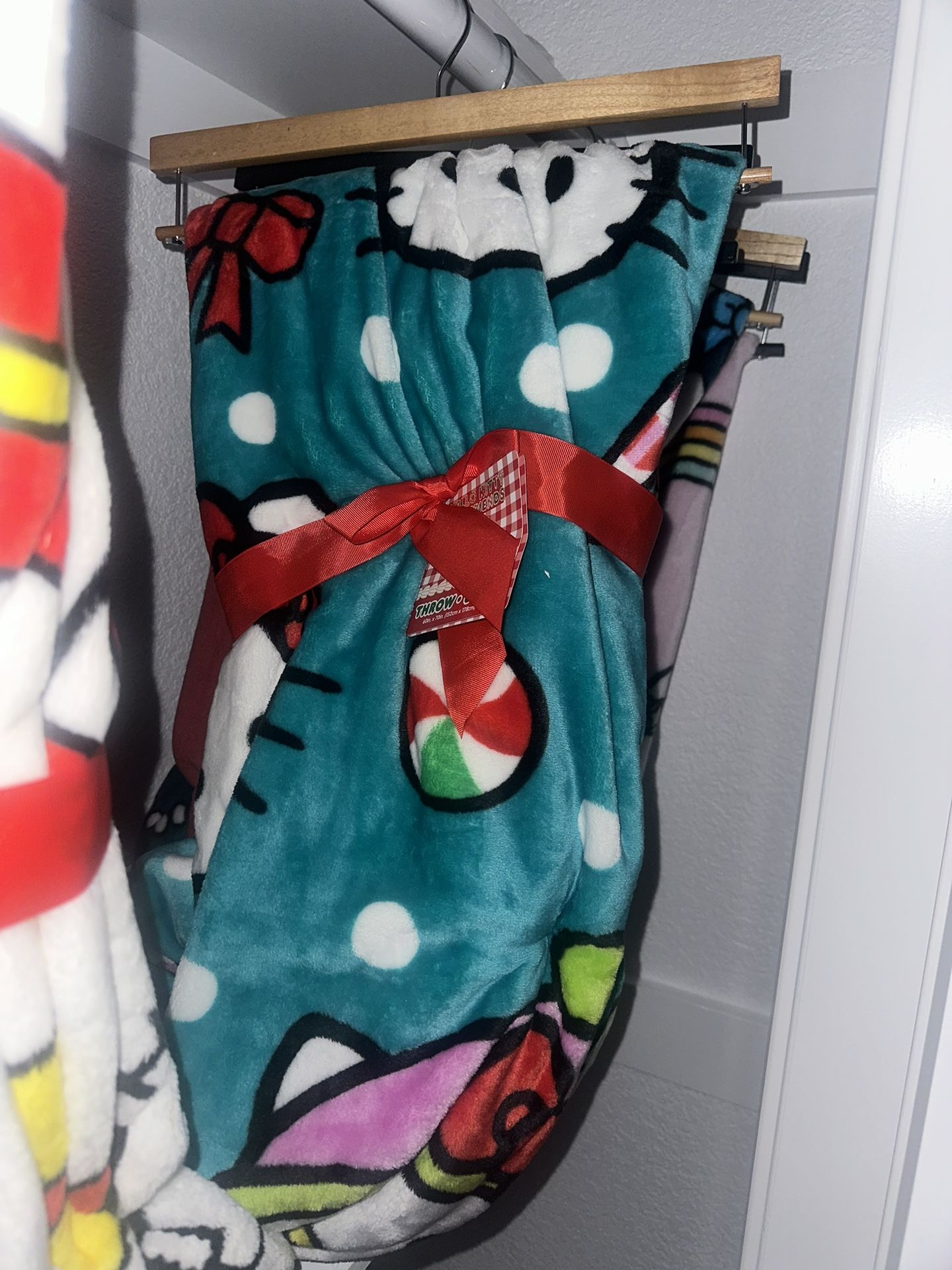 New Hello Kitty Blanket