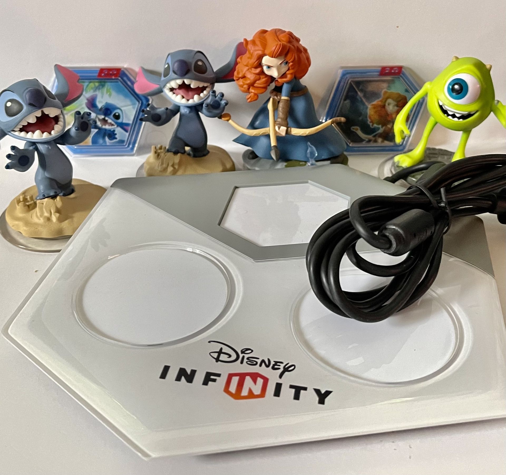 Disney Infinity Xbox 360 2.0 Game Portal Base Figures Stitch Brave’s Merida and Mike Monter Inc