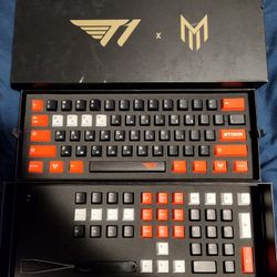 Matrix Crimson/T1 Keycaps