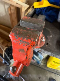 8-inch Heavy-duty bench vise